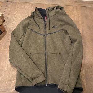 Nike hoodie
